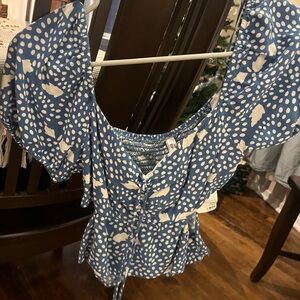 Stradivarius Blue and White Patterned Blouse